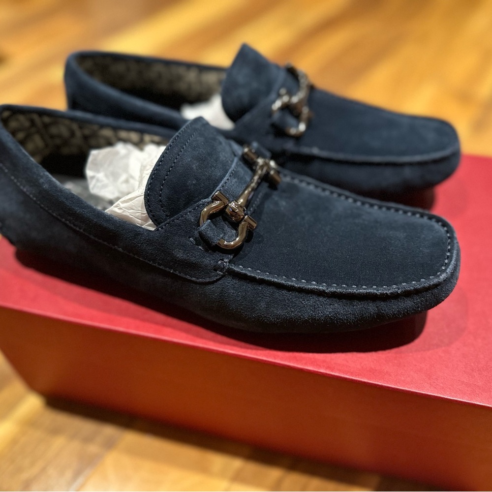 Salvatore Ferragamo Men driving Shoes - Picture 2 of 10